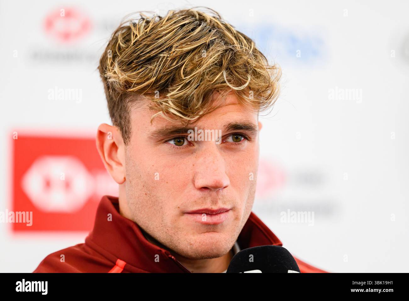 LONDRA, REGNO UNITO giugno, 17: Jack Draper (GBR) alla conferenza stampa dopo aver vinto la partita contro Jenson Brooksby (USA) durante l'ATP 500 il giorno 8 dei Campionati HSBC 2025 al Queen's Club martedì 17 giugno 2025 a LONDRA, REGNO UNITO. Crediti: Taka Wu/Alamy Live News Foto Stock