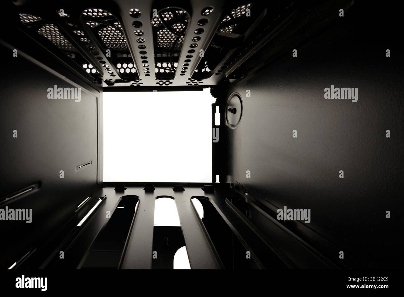 Primo piano della superficie in acciaio nero di una macchina Foto Stock