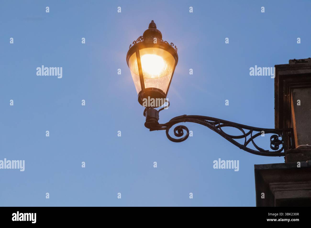 Inghilterra, Somerset, Bath, lampada tradizionale Foto Stock