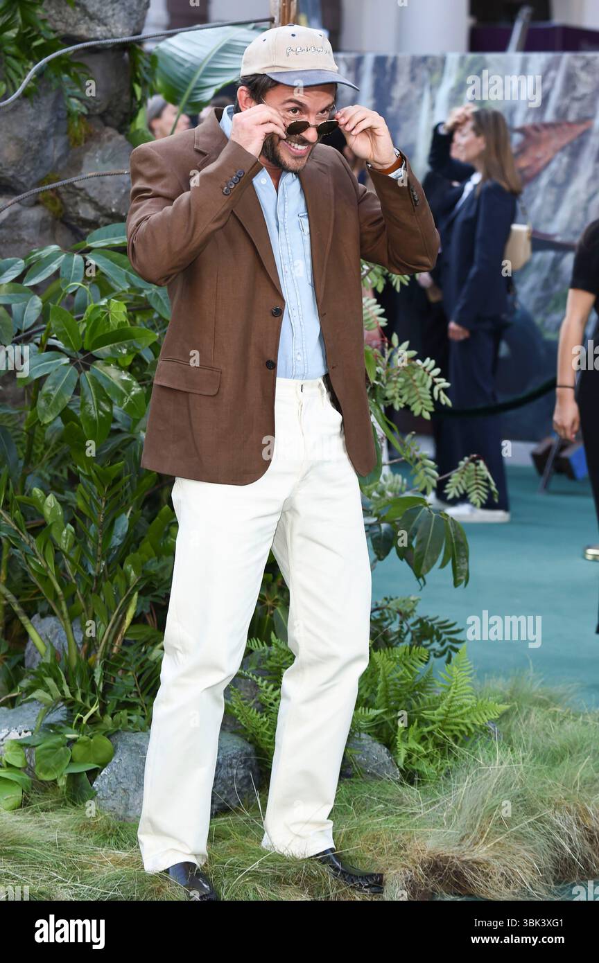 Jonathan Bailey bei der Weltpremiere des Kinofilms 'Jurassic World: Rebirth / Jurassic World: Die Wiedergeburt' im Odeon Luxe Leicester Square, Londra, 17.06.2025 Foto Stock