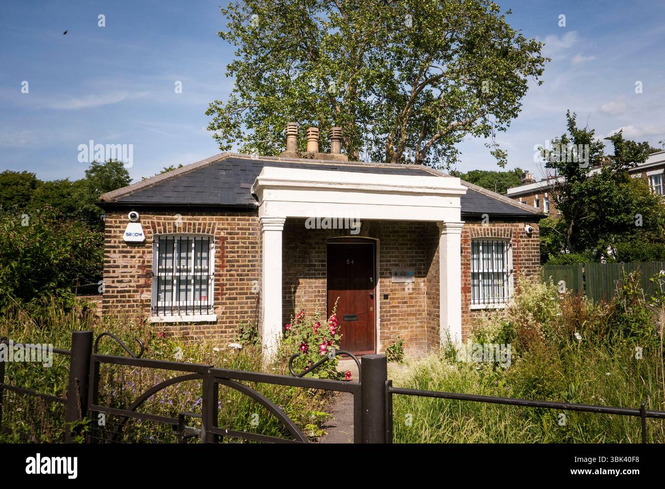 Vista del Norwood Lodge nel Brockwell Park nel sud di Londra. Foto: SMP News Foto Stock