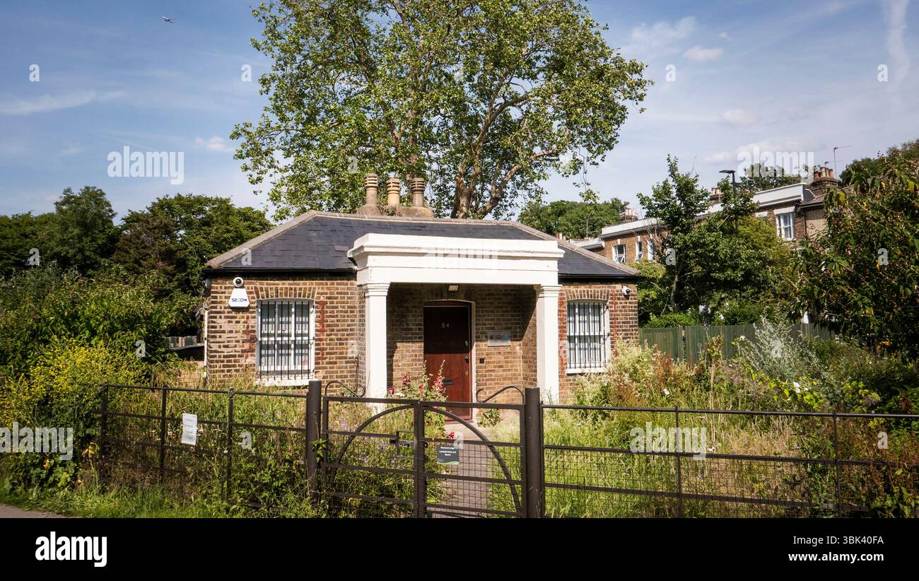 Vista del Norwood Lodge nel Brockwell Park nel sud di Londra. Foto: SMP News Foto Stock