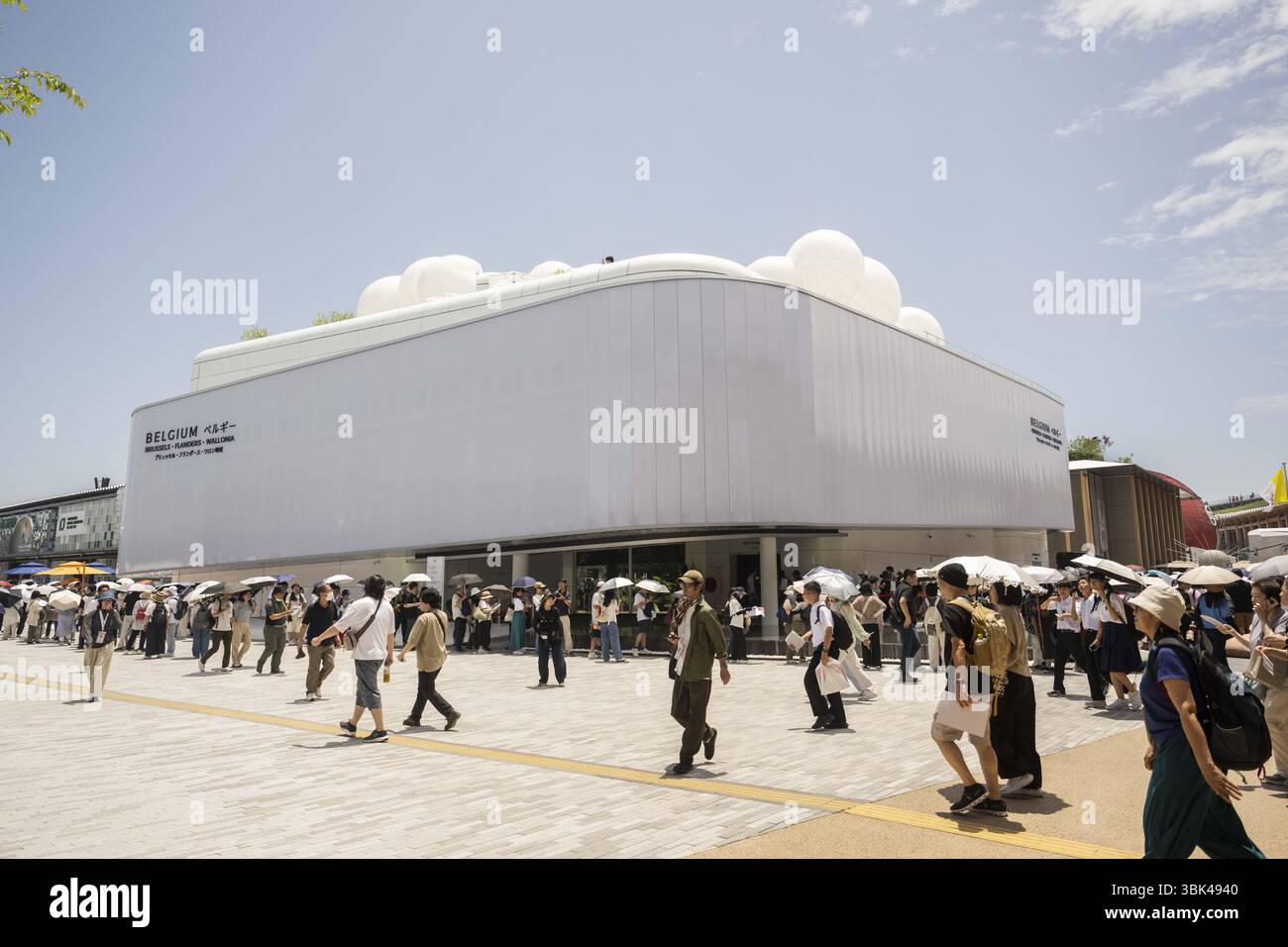 Osaka, Giappone. 18 giugno 2025. Il padiglione belga all'Universal World Expo (13/04-13/10) nella foto durante la settimana fiamminga (15-21/06), a Osaka, Kansai, Giappone, mercoledì 18 giugno 2025. L'Expo 2025 è un'esposizione mondiale organizzata dal Bureau International des Expositions (BIE). Si svolge per sei mesi dal 13 aprile 2025 al 13 ottobre 2025. BELGA PHOTO ROB WALBERS credito: Belga News Agency/Alamy Live News Foto Stock