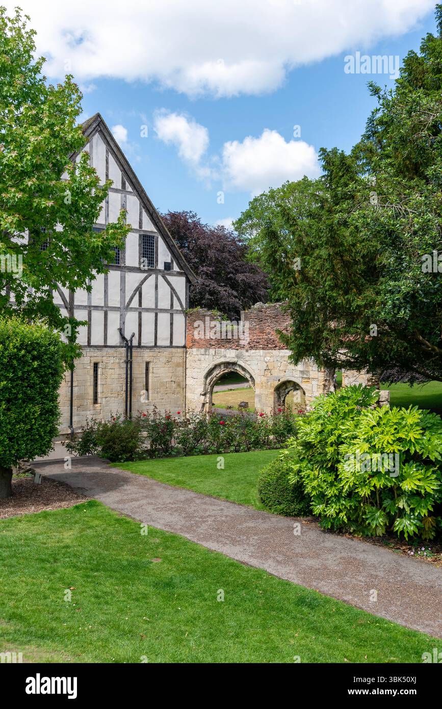 L'Hospitum nei giardini del York Museum's Gardens, una popolare location per matrimoni Foto Stock
