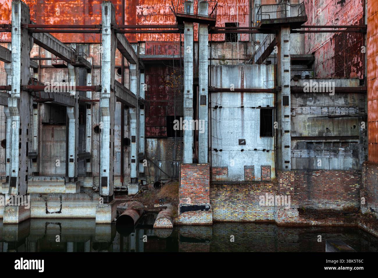 Sito in costruzione del reattore numero 5 alla centrale nucleare di Cernobyl, 2019 foto Foto Stock