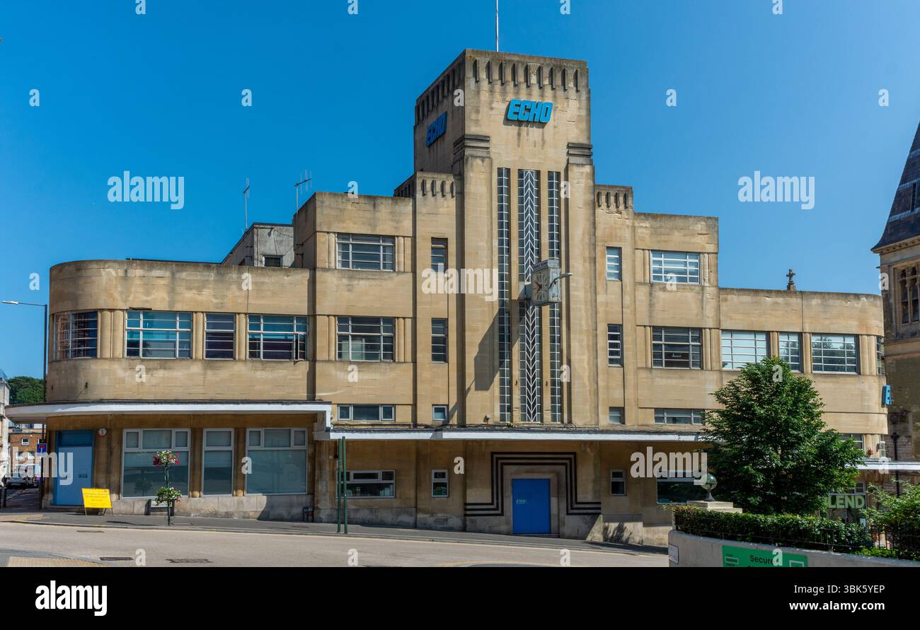 Richmond Hill, Bournemouth, Regno Unito - 18 giugno 2025: Gli uffici in stile art deco del Daily Echo, costruiti nel 1932 e un edificio classificato Grade II. Foto Stock