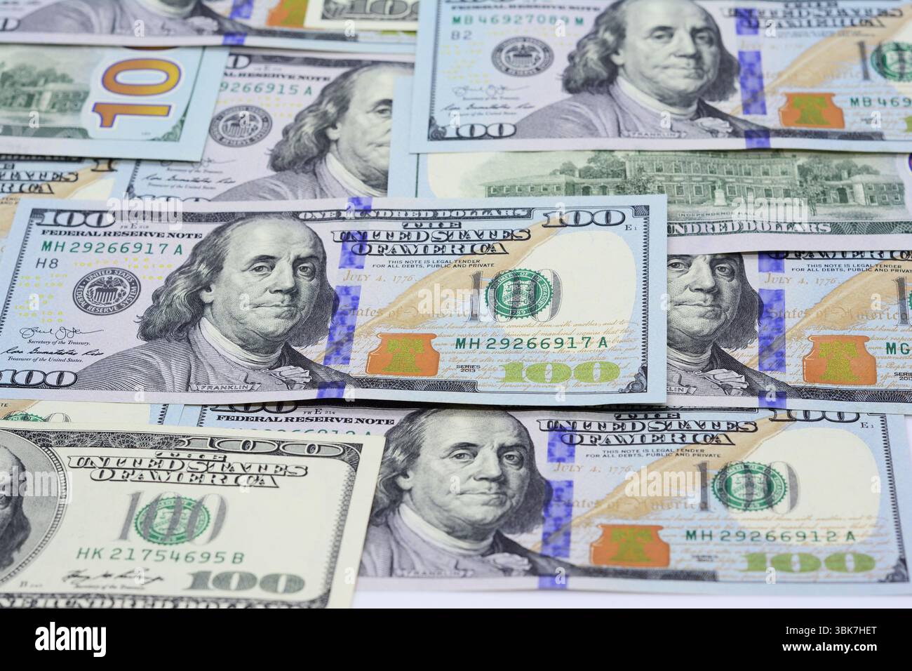 Dollari americani in contanti. Banconote da cento dollari. Valuta USD Foto Stock