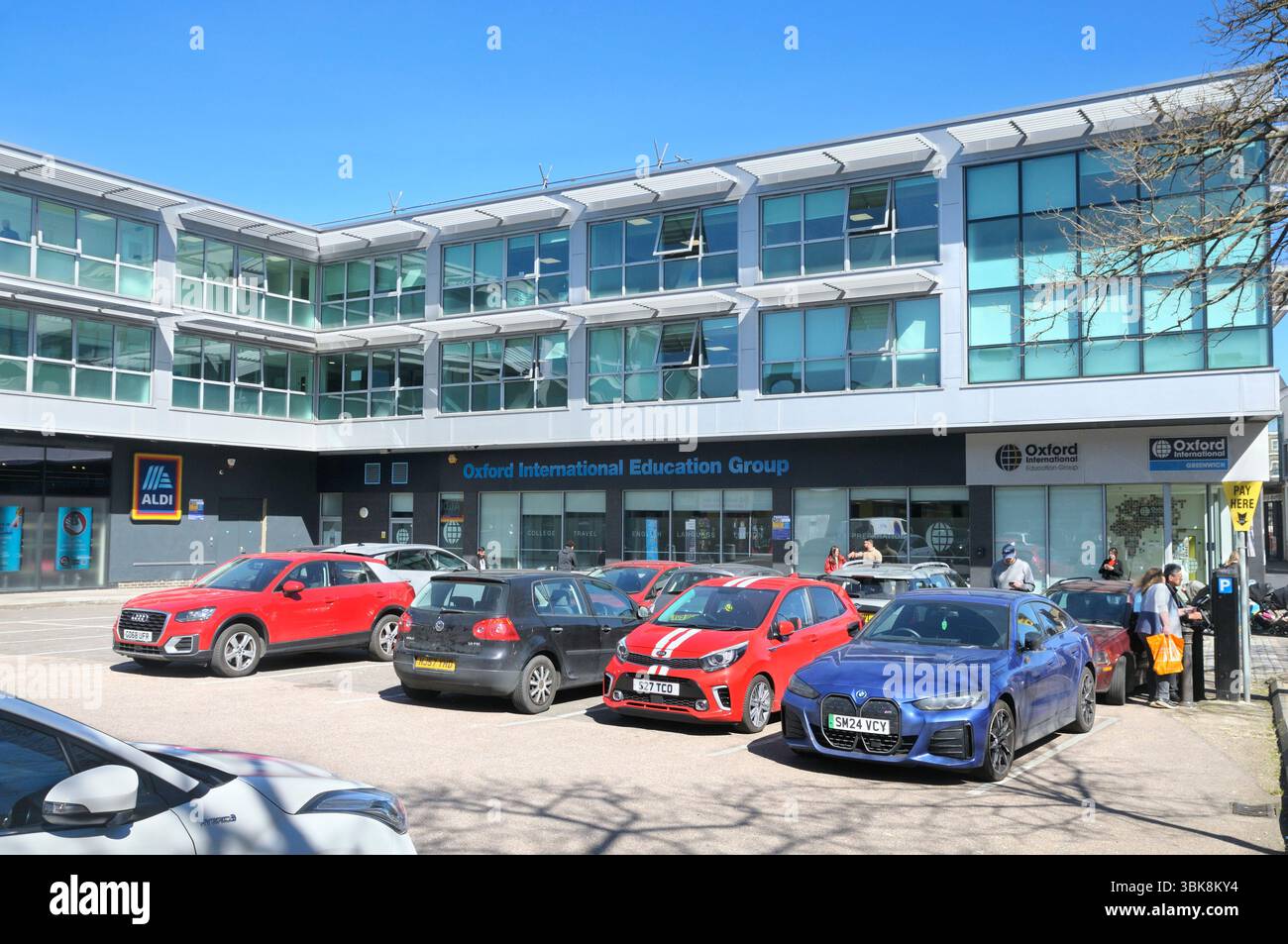 Oxford International Education Group HQ, Greenwich, Londra, Inghilterra, Regno Unito. OIEG provider di istruzione per studenti di tutto il mondo. Scuola di inglese Foto Stock