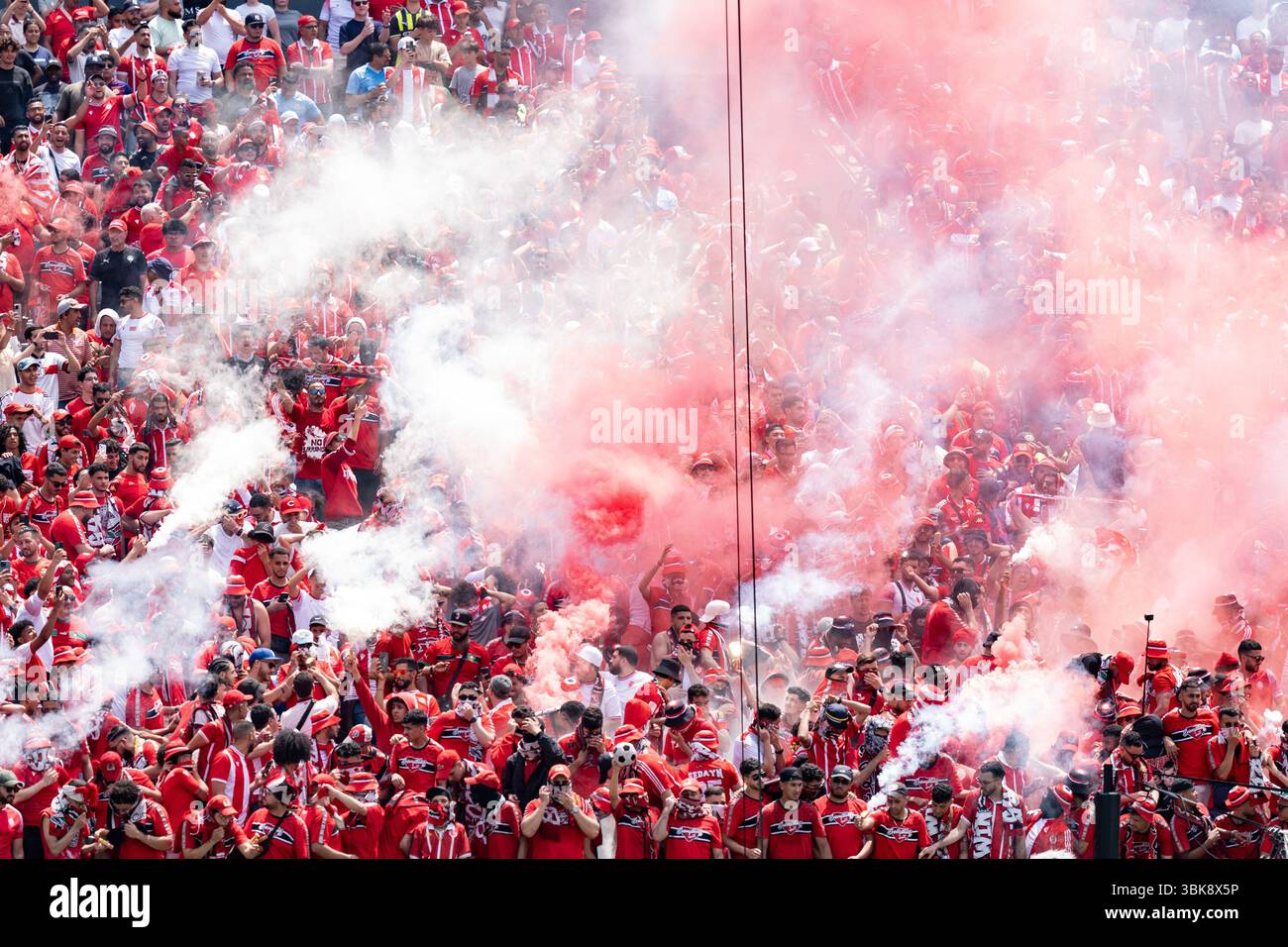 Philadelphia, Pennsylvania, Stati Uniti. 18 giugno 2025. 37.446 tifosi nonostante la partita si siano svolte durante le ore lavorative hanno partecipato alla Coppa del mondo FIFA Club 2025: Manchester City vs Wydad AC Match al Lincoln Financial Field di Philadelphia, Pennsylvania, USA il 18 giugno 2025. Il Manchester City ha vinto 2-0. (Credit Image: © Lev Radin/Pacific Press via ZUMA Press Wire) SOLO PER USO EDITORIALE! Non per USO commerciale! Foto Stock