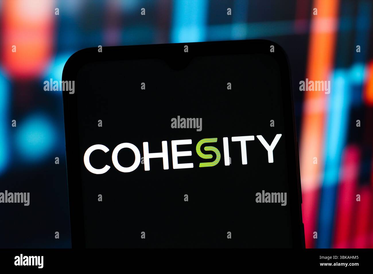 Canada. 19 giugno 2025. In questa immagine, il logo Cohesity viene visualizzato sullo schermo di uno smartphone. (Credit Image: © Thomas Fuller/SOPA Images via ZUMA Press Wire) SOLO PER USO EDITORIALE! Non per USO commerciale! Foto Stock