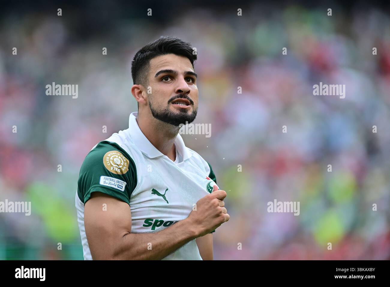 NEW YORK (NY), 06/19/2025 - CLUB WORLD CUP/PALMEIRAS X AL-ALHY(EGY) - Flaco Lopez di Palmeiras, durante la partita tra IL PALMEIRAS X AL-ALHY (EGY), valida per il secondo turno della fase a gironi della Coppa del mondo per club 2025, tenutasi presso il MetLife Stadium, in New Jersey, il giorno 19. (Foto: Eduardo Carmim/Alamy Live News) Foto Stock
