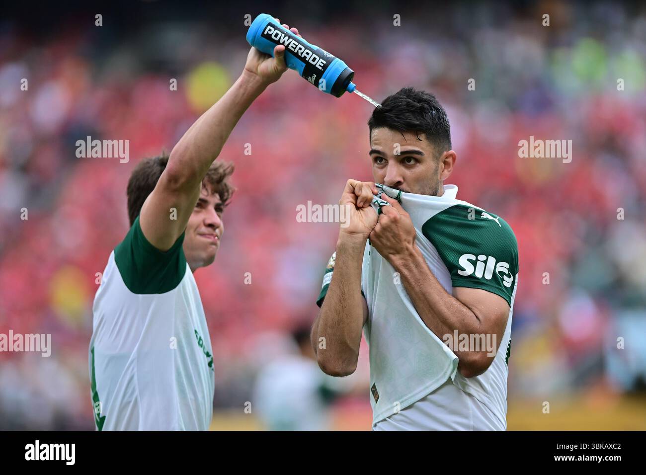 NEW YORK (NY), 06/19/2025 - CLUB WORLD CUP/PALMEIRAS X AL-ALHY(EGY) - Flaco Lopez di Palmeiras, durante la partita tra IL PALMEIRAS X AL-ALHY (EGY), valida per il secondo turno della fase a gironi della Coppa del mondo per club 2025, tenutasi presso il MetLife Stadium, in New Jersey, il giorno 19. (Foto: Eduardo Carmim/Alamy Live News) Foto Stock