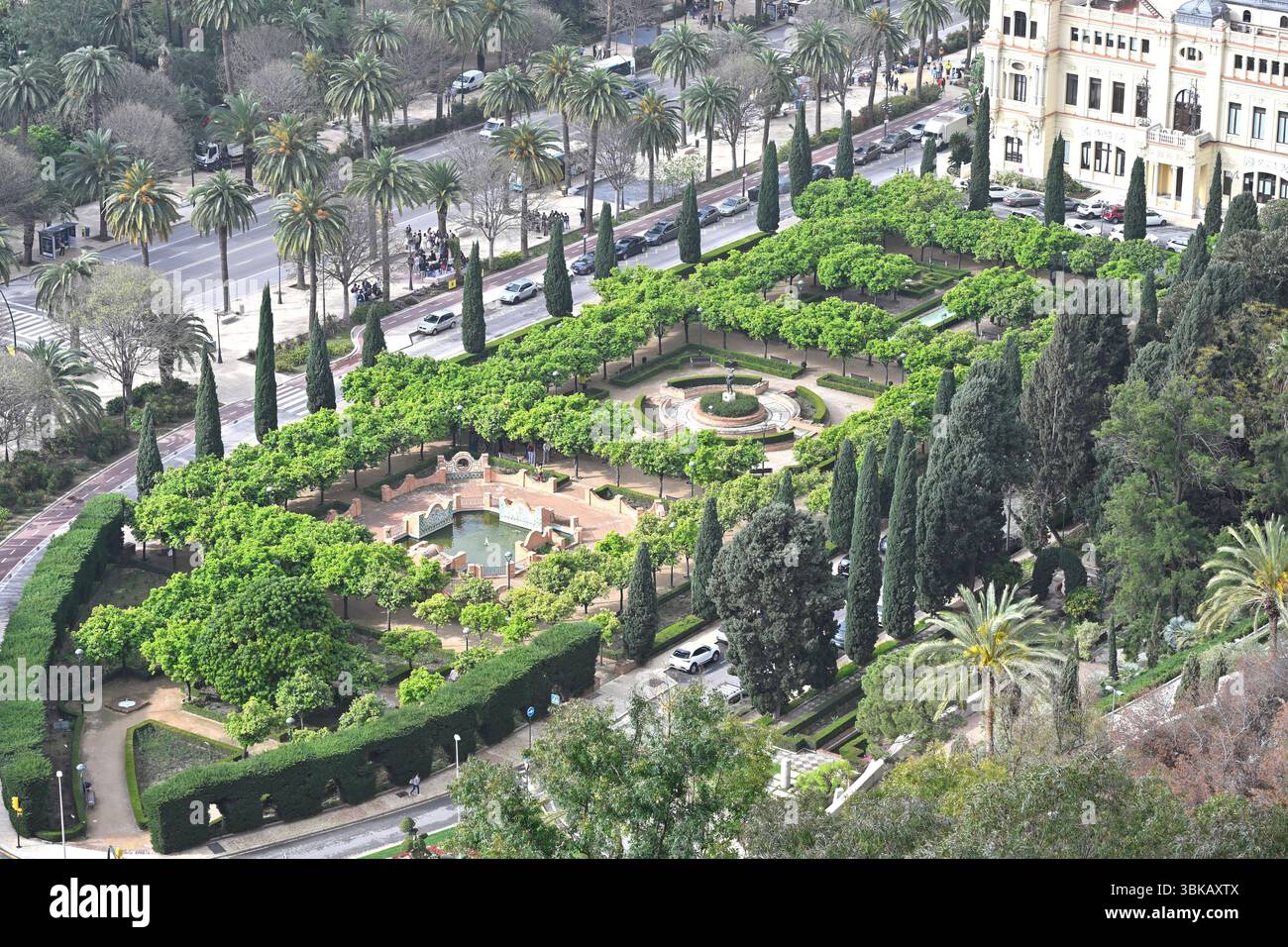Jardines de Pedro Luis Alonso e Ayuntamiento de Málaga Malaga, Spagna aprile Foto Stock