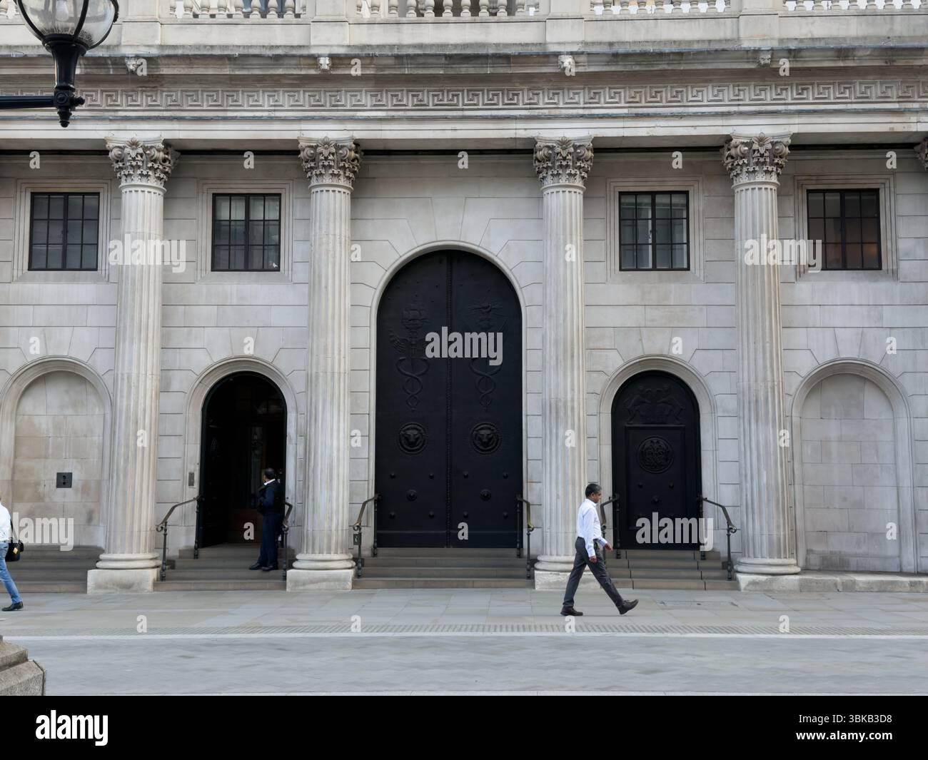 Londra, Regno Unito – 19 giugno 2025: Il Comitato di politica monetaria (MPC) della Banca d’Inghilterra vota 6-3 per mantenere i tassi di interesse al 4,25% nella riunione del giugno 2025. Crediti: Xiu Bao/Alamy Live News. Foto Stock