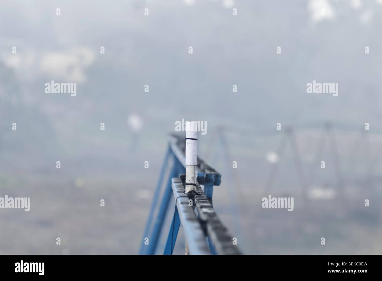 19 giugno 2025, Messico, CDM, Messico: La città di CulhuacÃÂn appartiene a Iztapalapa, dove celebrano il giorno dei muli, o Corpus Domini. Durante il giorno, portano bambini vestiti da indigeni, preparano i chilaquile da regalare a residenti e visitatori, e fanno scattare fuochi d'artificio come parte di questa celebrazione cattolica, iniziata da Papa Urbano IV nel 1246. Oltre a celebrare il Corpus Domini con attività religiose per l'Eucaristia, i muli sono importanti in questa data perché i residenti di questa comunità viaggiavano su questi animali da branco e si recavano alla Basilica di Guadalu Foto Stock