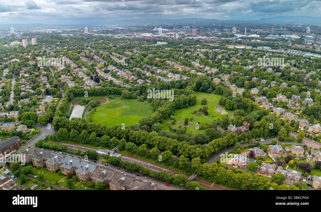 Vista aerea di Maxwell Park a Pollokshields, Glasgow Southside, Scozia, Regno Unito Foto Stock