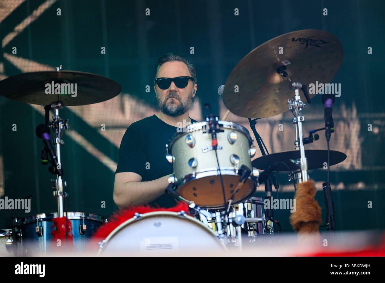 Oslo, Norvegia. 14 giugno 2025. La band norvegese Casiokids esegue un concerto dal vivo durante il festival musicale norvegese Piknik i Parken 2025 a Oslo. Foto Stock