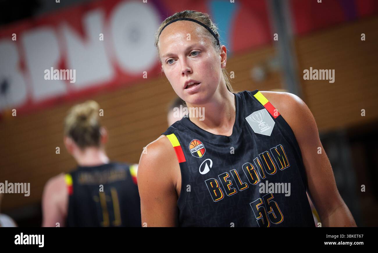 Brno, Repubblica Ceca. 20 giugno 2025. La belga Julie Allemand nella seconda partita della fase a gironi (gruppo C) tra il Montenegro e la nazionale belga femminile "The Belgian Cats", a Brno, Repubblica Ceca, venerdì 20 giugno 2025, all'EuroBasket 2025 FIBA femminile. BELGA PHOTO VIRGINIE LEFOUR credito: Belga News Agency/Alamy Live News Foto Stock