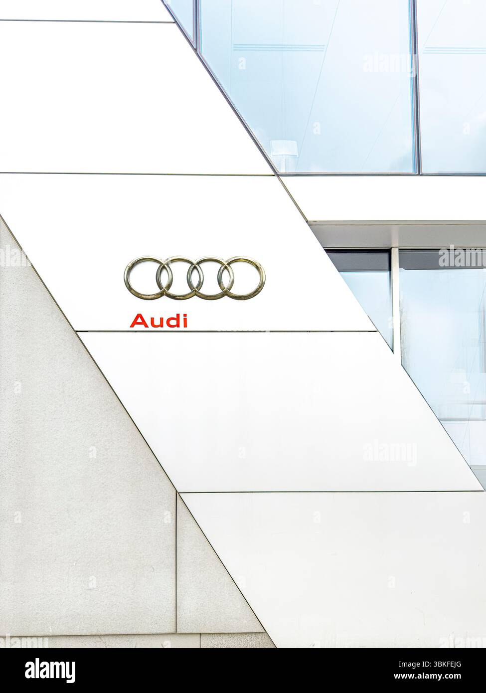 Audi car showroom, esterno dell'edificio, Manhattan, New York City, New York, STATI UNITI Foto Stock