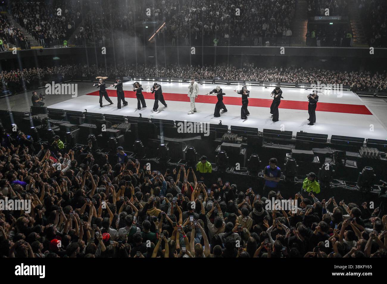 Buenos Aires (20 giugno 2025). Il cantante spagnolo Quevedo. Buenas Noches Latam Tour 2025. Movistar Arena Argentina. Crediti: Mariano Garcia/Alamy Live News Foto Stock