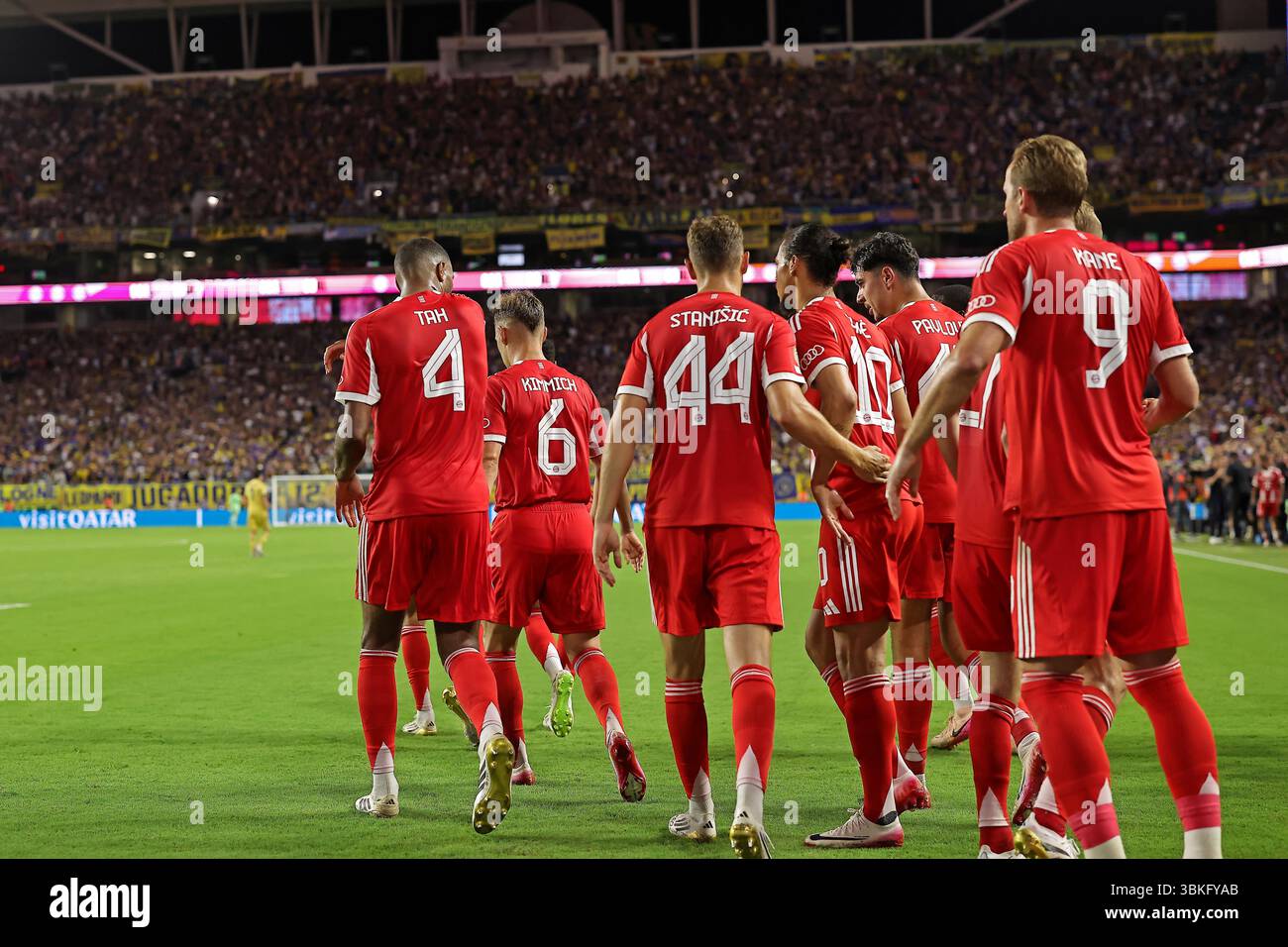 Miami, Stati Uniti. 20 giugno 2025. I giocatori dell'Hard Rock Stadium Bayern Munich celebrano il gol di Michael Olise durante la partita tra Bayern Monaco e Boca Juniors, per il secondo round del gruppo C della Coppa del mondo per club FIFA 2025, all'Hard Rock Stadium venerdì 20. 30761 (Heuler Andrey/SPP) credito: SPP Sport Press Photo. /Alamy Live News Foto Stock