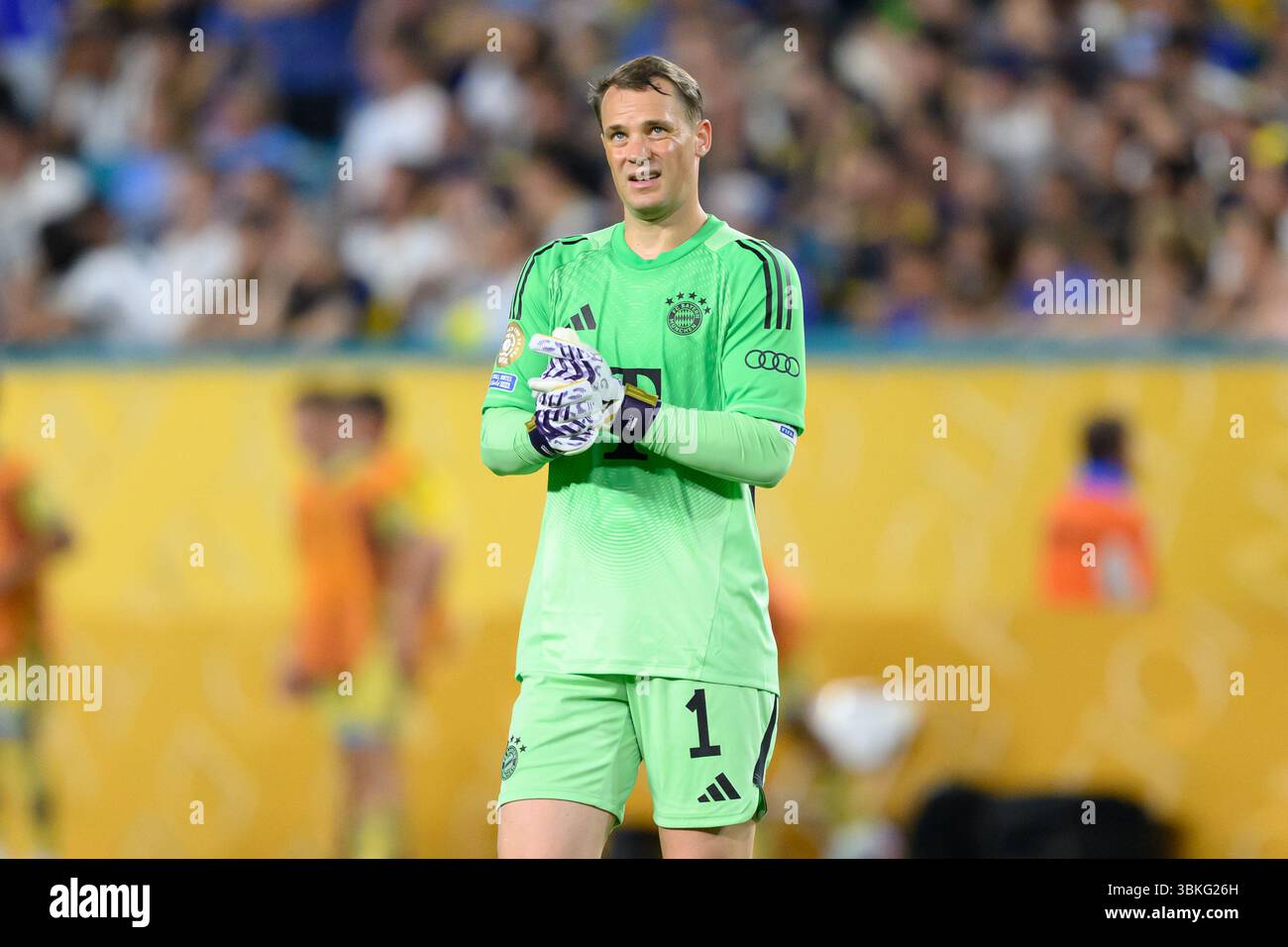 Hard Rock Stadium, Miami, Stati Uniti. 20 giugno 2025. Club World Cup gruppo C turno 1 calcio, Bayern Monaco contro Boca Juniors; Bayern Munichs portiere Manuel Neuer della Germania credito: Action Plus Sports/Alamy Live News Foto Stock