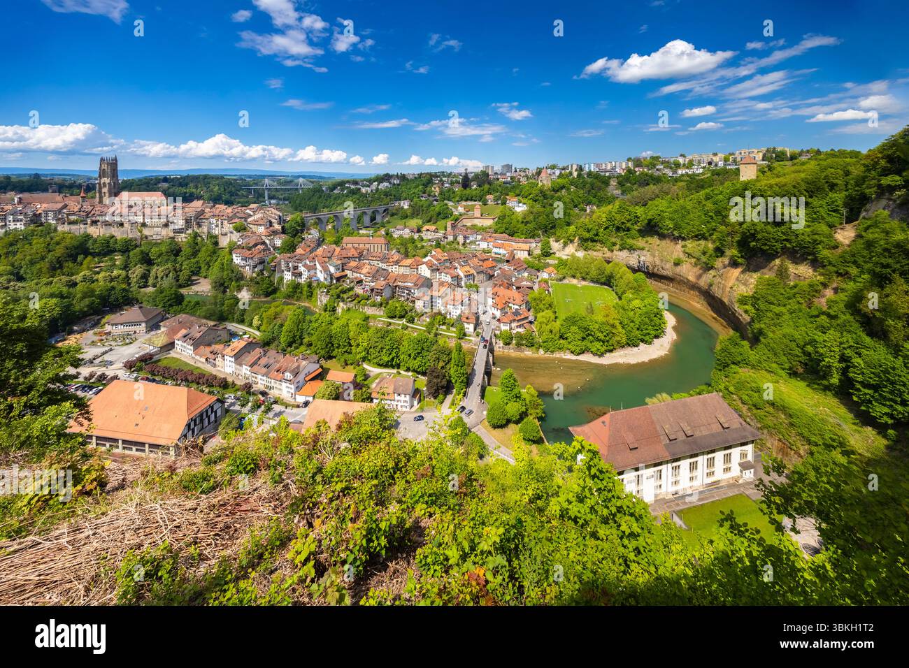 Vista dell'antica città medievale di Friburgo. Friburgo, Cantone di Friburgo, Svizzera, Europa. Foto Stock