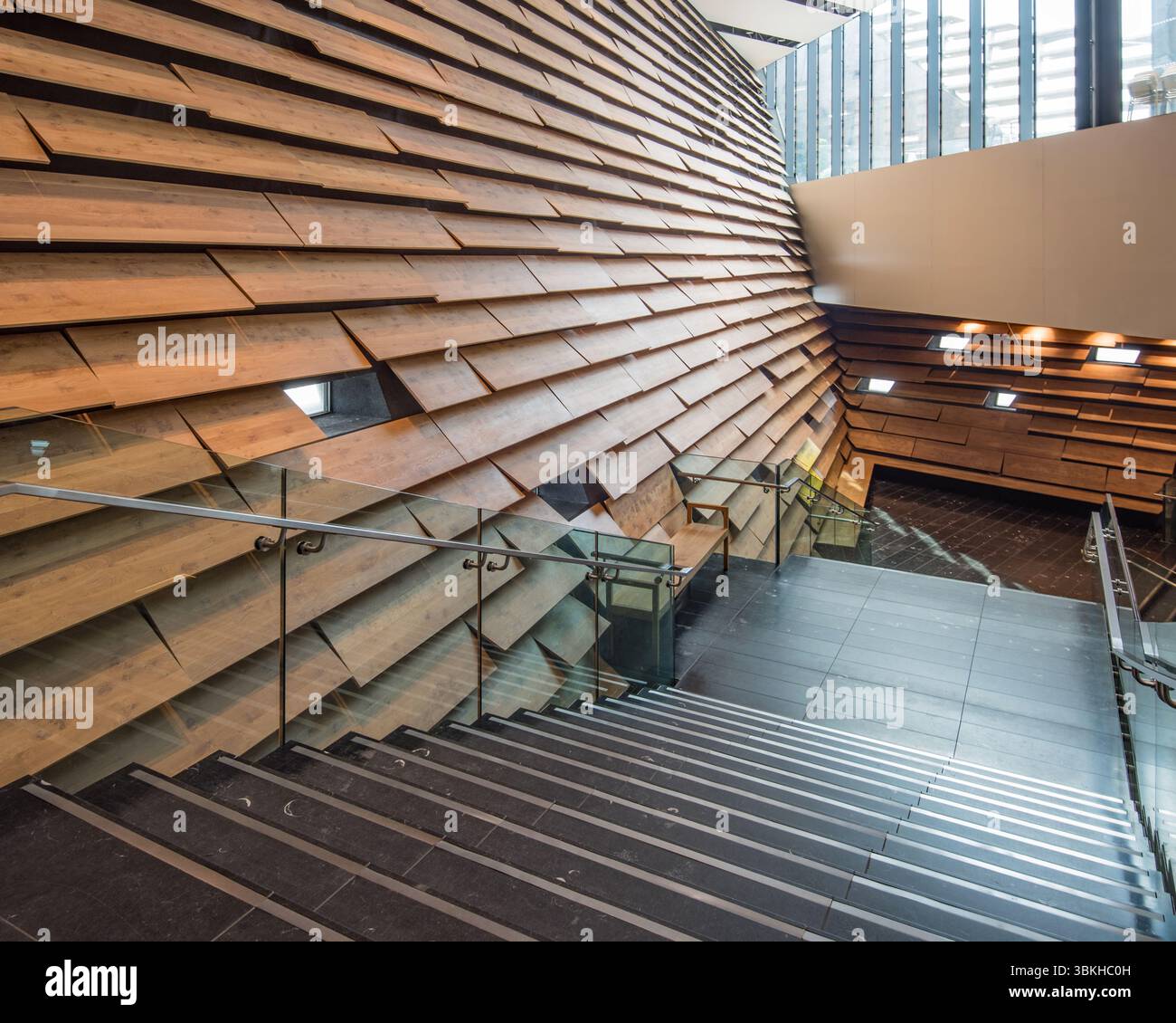 Il V & A Art Museum 1, Riverside Esplanade, Dundee DD1 4EZ ha progettato vy Kango Kuma e una potenziale ancora per la rigenerazione del lungomare di Dundee. Foto Stock
