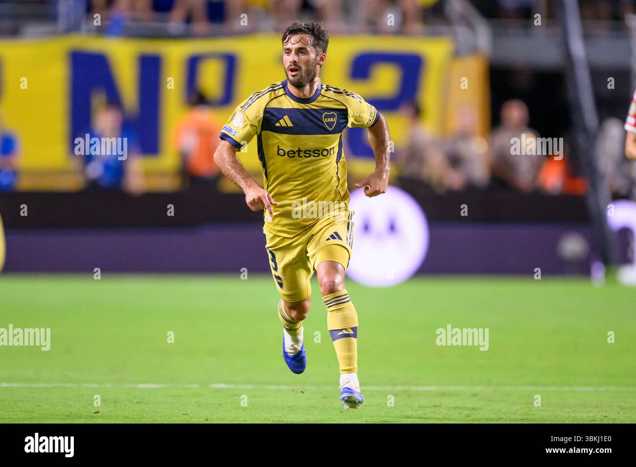 Hard Rock Stadium, Miami, Stati Uniti. 20 giugno 2025. Club World Cup gruppo C turno 1 calcio, Bayern Monaco contro Boca Juniors; CA Boca Juniors difensore Marcelo Saracchi credito: Action Plus Sports/Alamy Live News Foto Stock