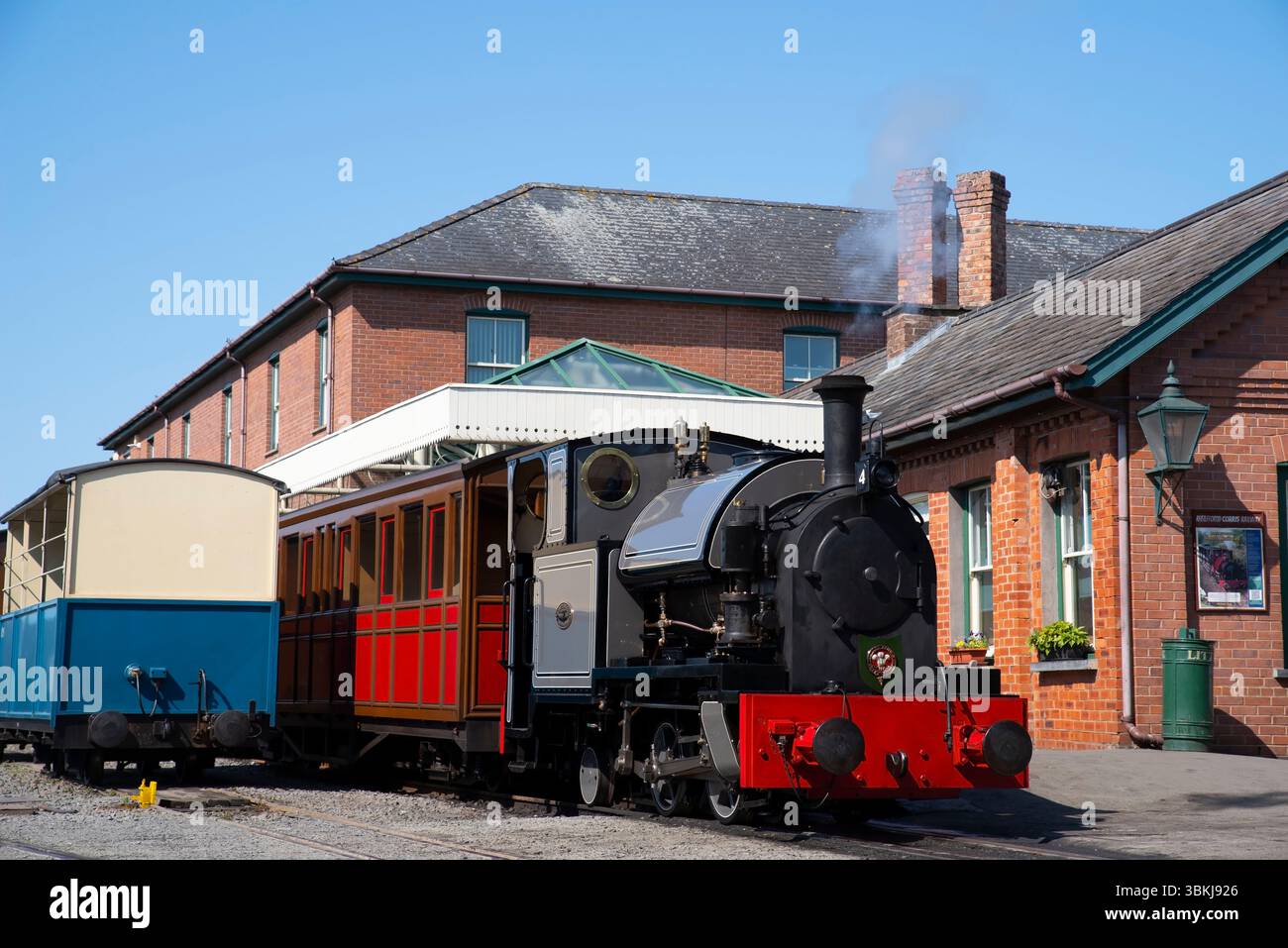 4, Edward Thomas, Twyn Wharf, Station, Twyn, Gwynedd, Galles del Nord. Foto Stock