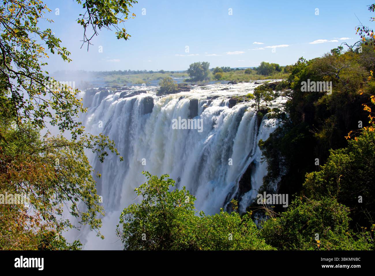 Le Cascate Vittoria in Africa sono considerate una delle sette meraviglie naturali del mondo Foto Stock