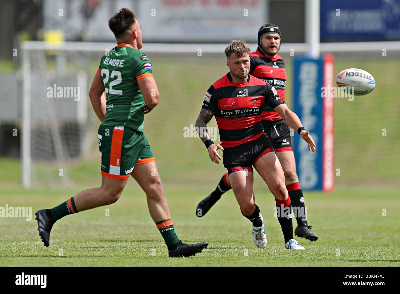 Ryan Johnston dei Barrow Raiders calca durante il match del Betfred Championship Hunslet RLFC vs Barrow Raiders al South Leeds Stadium, Leeds, Regno Unito, 22 giugno 2025 (foto di Sam Eaden/News Images) a Leeds, Regno Unito, il 22/6/2025. (Foto di Sam Eaden/News Images/Sipa USA) Foto Stock