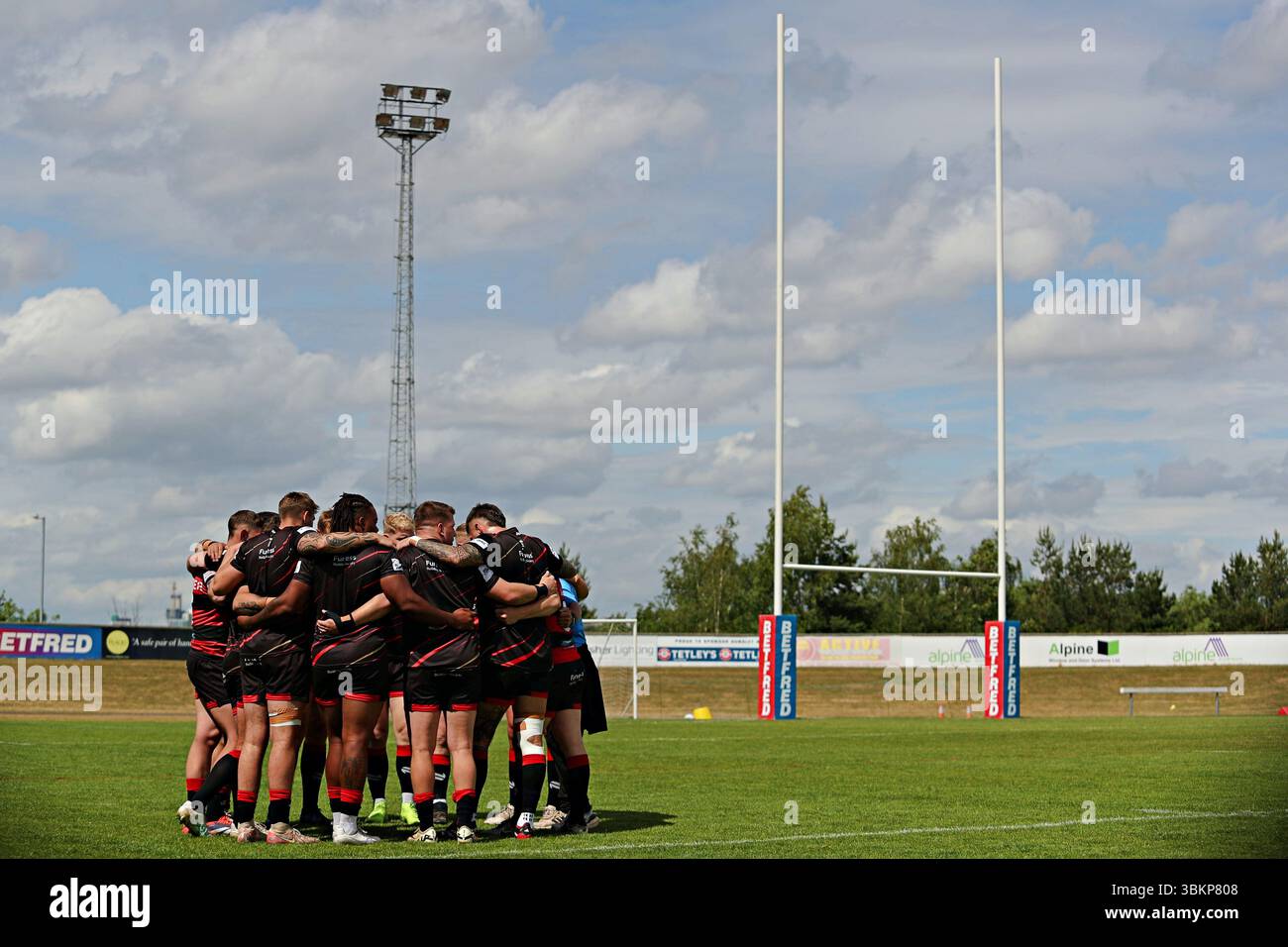 Barrow Huddle prima della partita del Betfred Championship Hunslet RLFC vs Barrow Raiders al South Leeds Stadium, Leeds, Regno Unito, 22 giugno 2025 (foto di Sam Eaden/News Images) Foto Stock