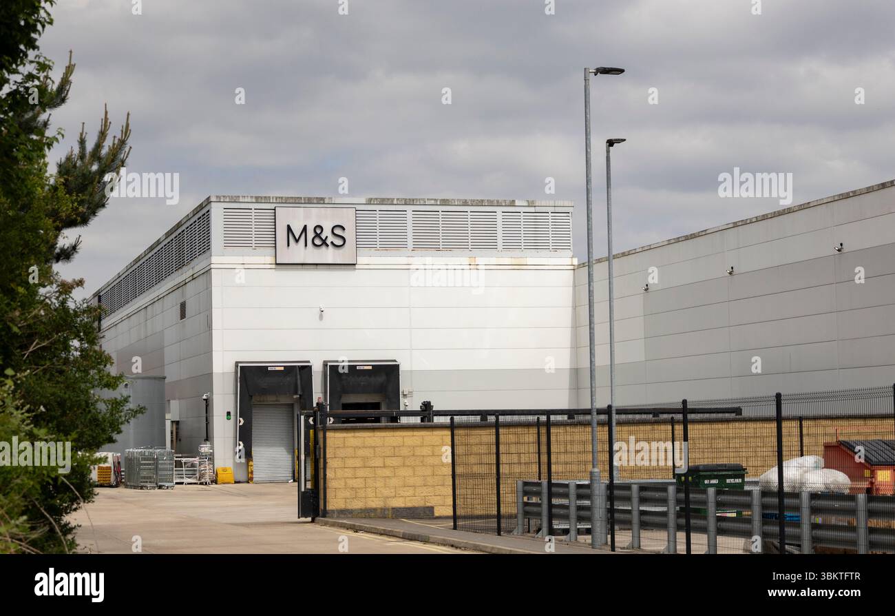 Wolstanton, Stoke on Trent regno unito 19 maggio 2025 segnaletica e vista di a Marks and Spencer Food Hall. Foto Stock
