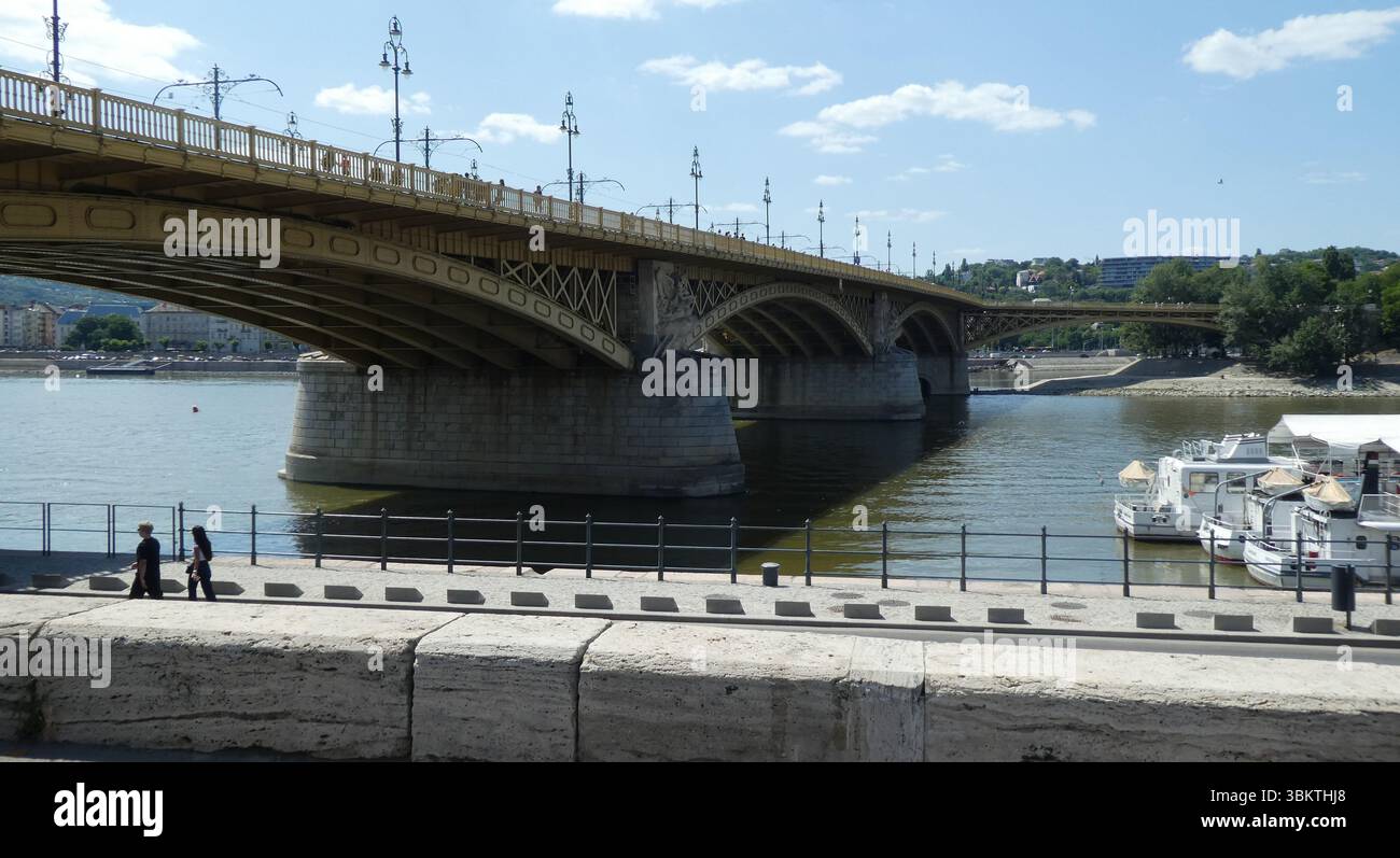 Budapest, Ungheria, Ponte sul Danubio Foto Stock