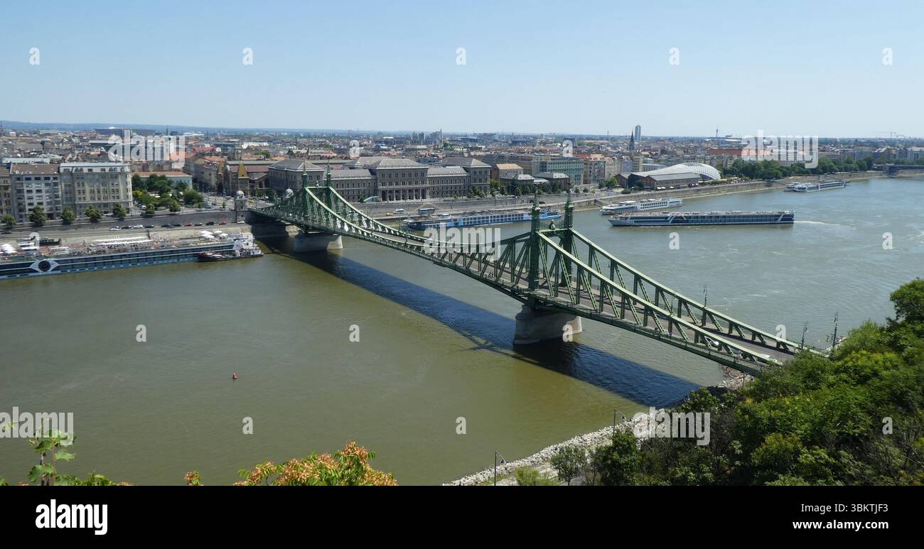 Budapest, Ungheria, Ponte sul Danubio Foto Stock