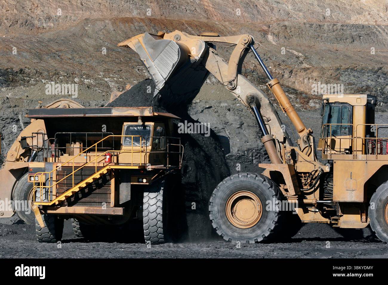 Motorgrader e dumper Civil Construction lavori stradali di base migliorati, motorgrader Civil Construction Foto Stock