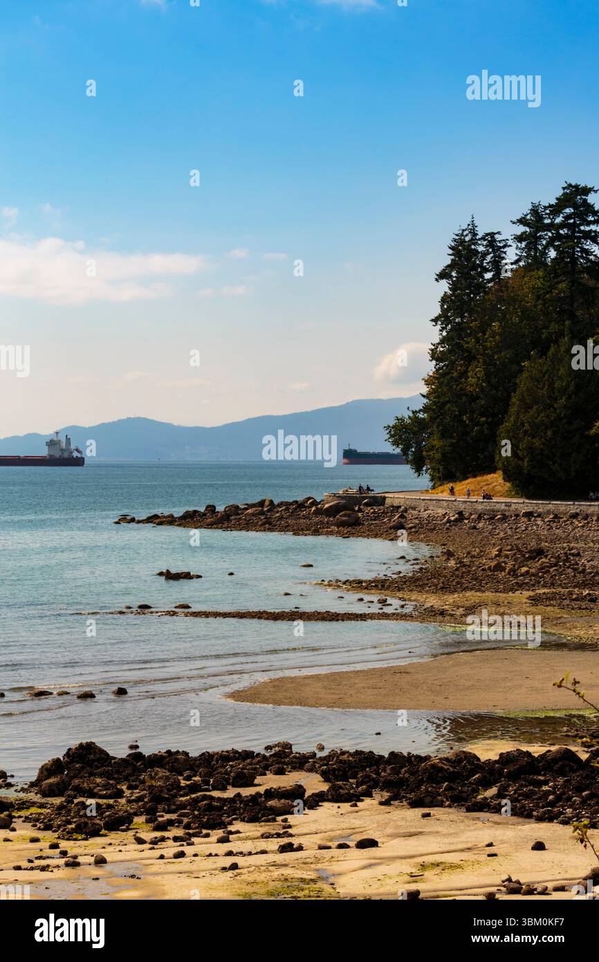 Second Beach e English Bay da Stanley Park, Vancouver, British Columbia, Canada. Foto Stock