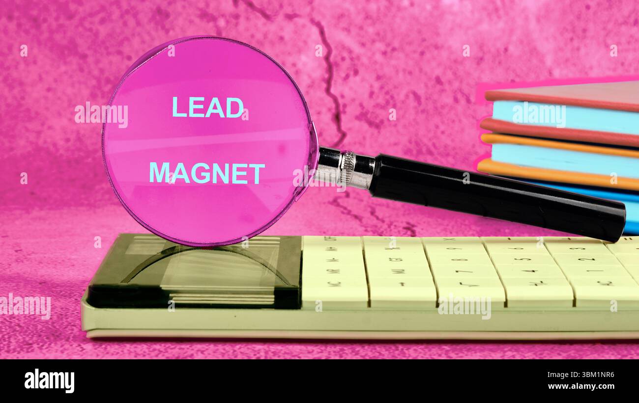 Testo concettuale del MAGNETE PRINCIPALE, concetto di generazione di lead. Guidare il cliente e la coltivazione. Strategia di inbound marketing Foto Stock