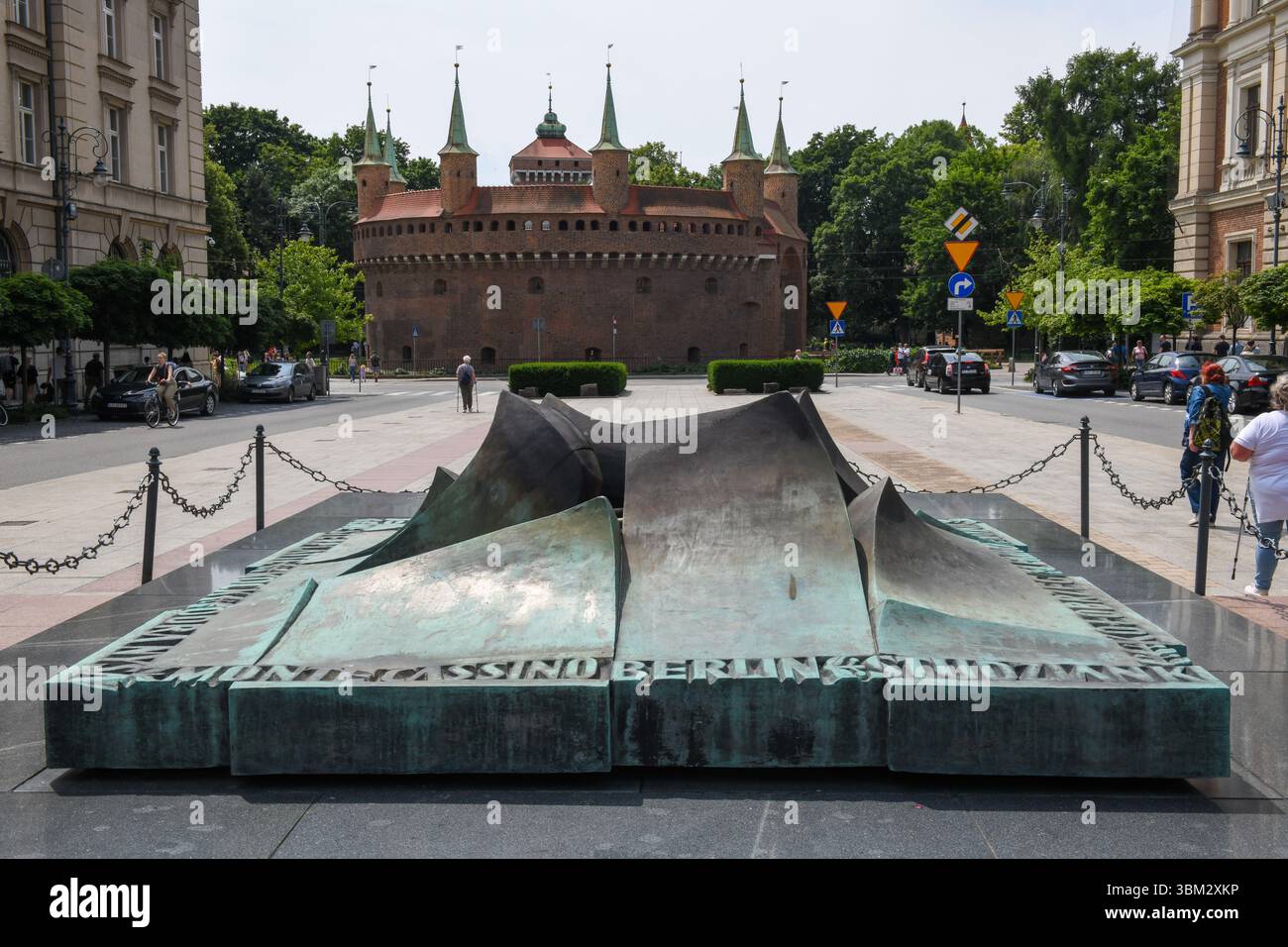 Cracovia, Polonia - 7 giugno 2025: Vista in piazza Matejko a Cracovia in Polonia Foto Stock