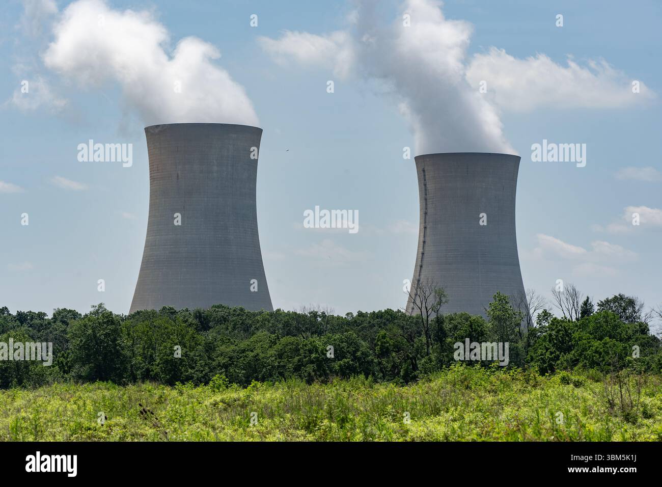 Montgomery County, Pennsylvania – 23 giugno 2025: Veduta della centrale nucleare di Limerick situata vicino a Philadelphia, Pennsylvania Foto Stock