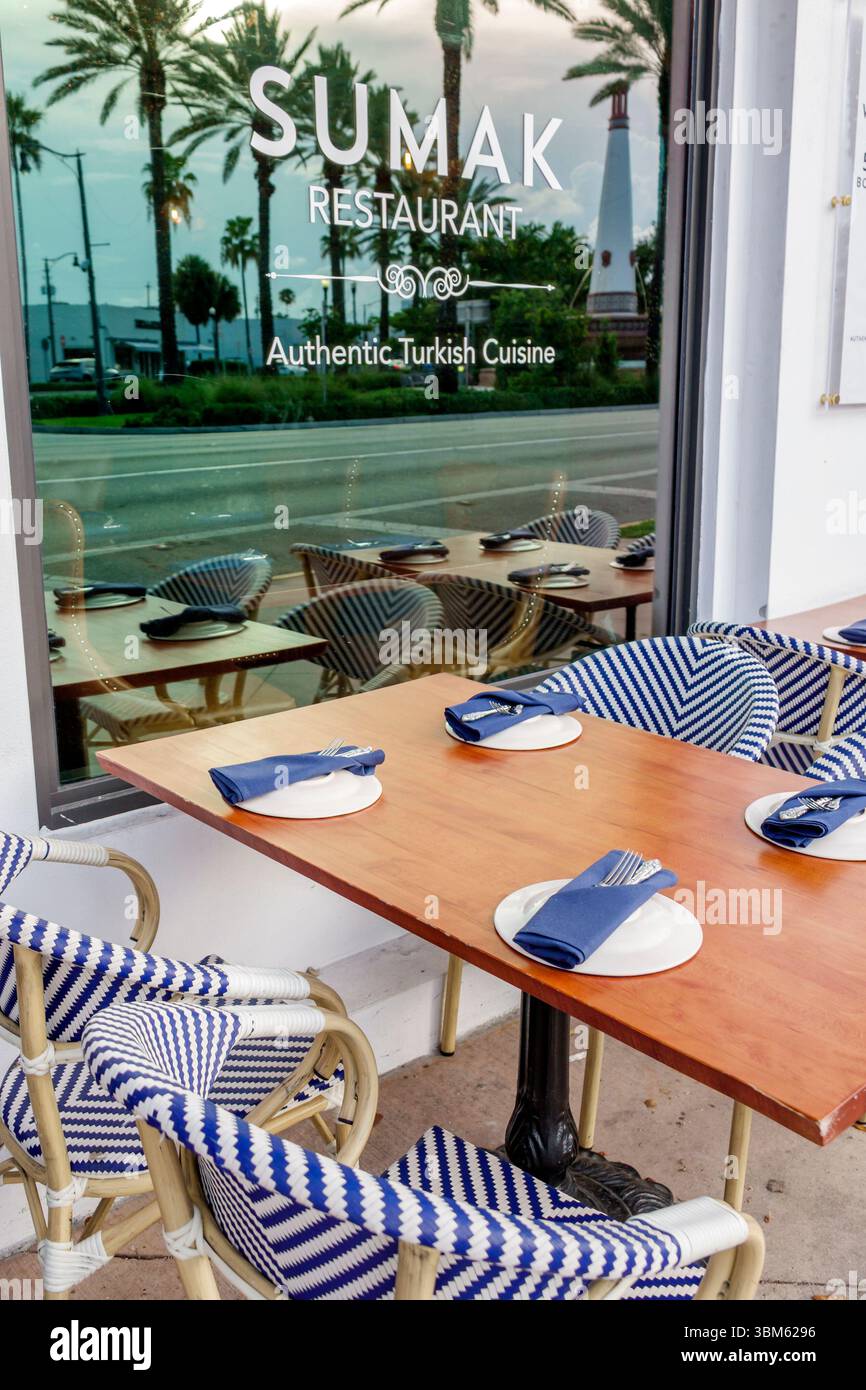 Miami Beach, Florida, Normandy Isles, quartiere finanziario 71st Street, promozione evento Normandy Fountain Business Association, shopping hop grub crawl, Sumak Rest Foto Stock