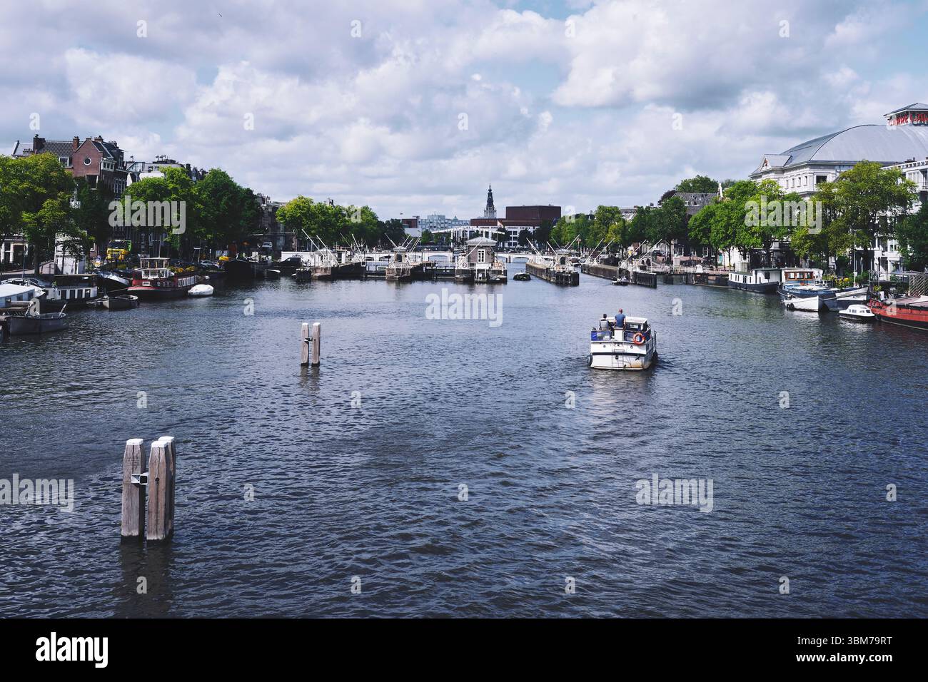 Fiume Amstel, Amsterdam. Foto Stock