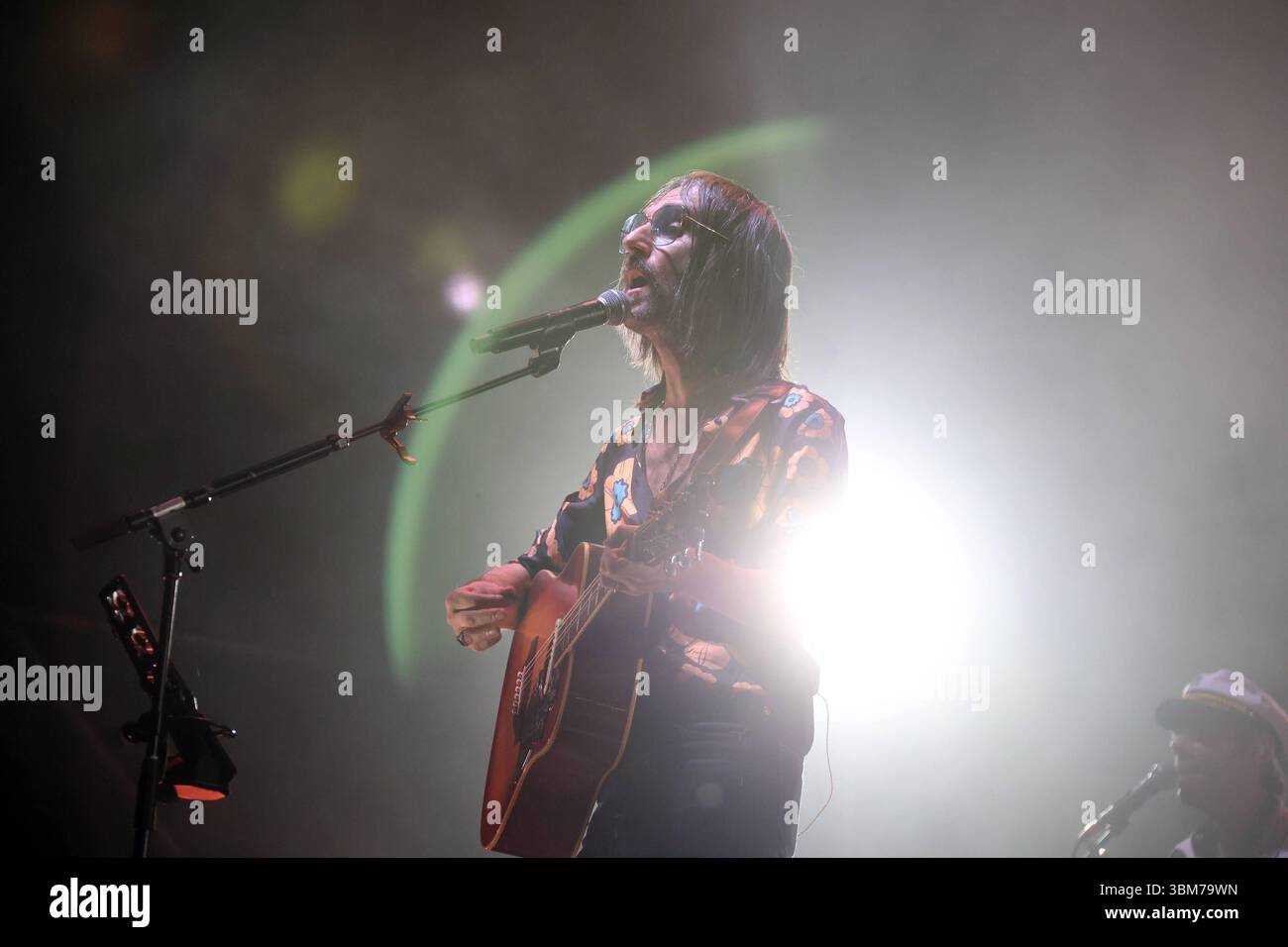 Music Concert - gruppo rock/indie italiano Baustelle in concerto al Sequoie Music Park gruppo rock/indie italiano Baustelle che si esibisce sul palco al Sequoie Music Festival, Bologna, Italia, 24 giugno 2025. Foto: Michele Nucci Bologna Sequoie Music Park Italia Copyright: XMichelexNuccix/xLiveMediax LPM 1934671 Foto Stock