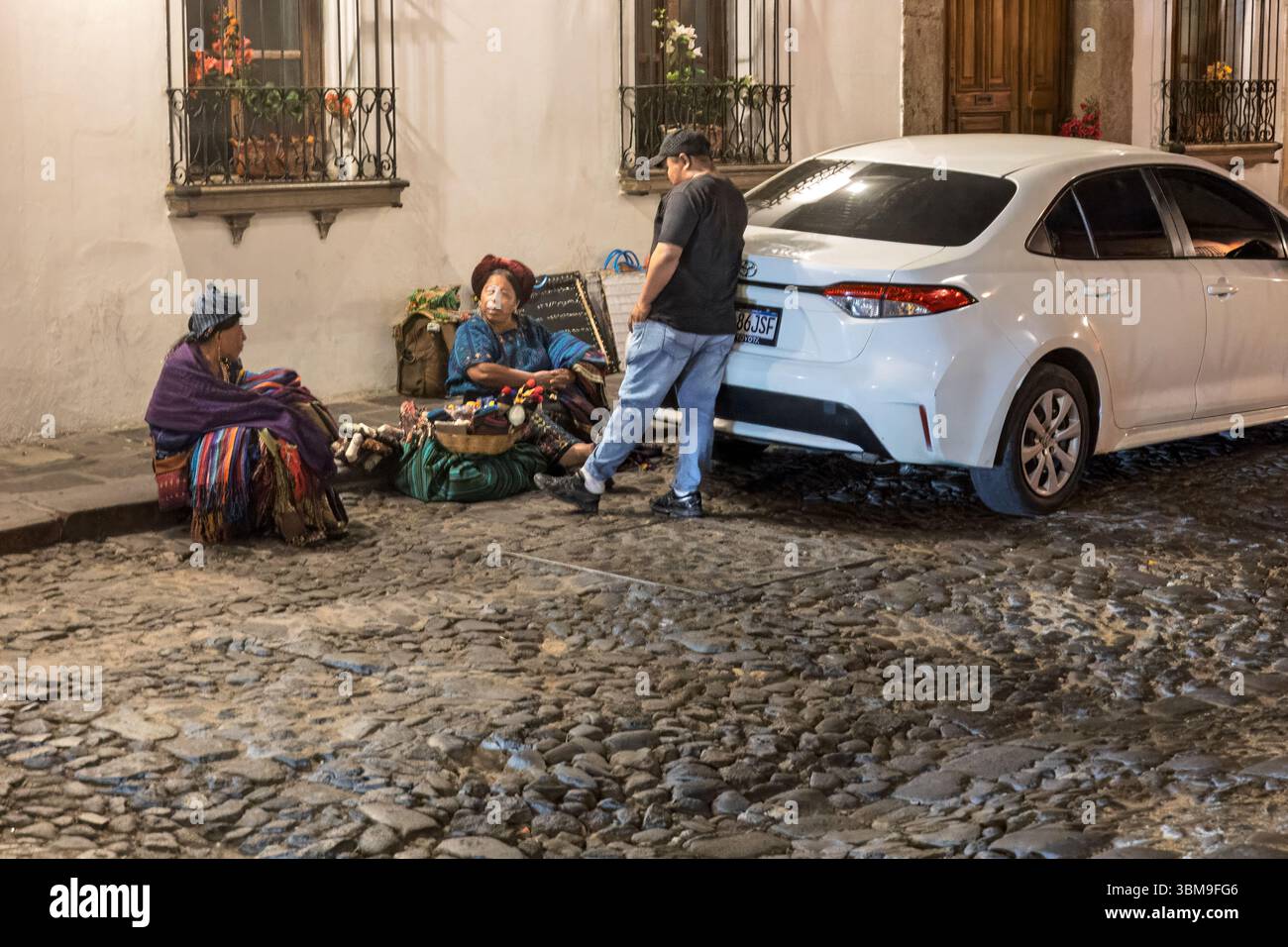 Venditore ambulante, Antigua, Guatemala Foto Stock