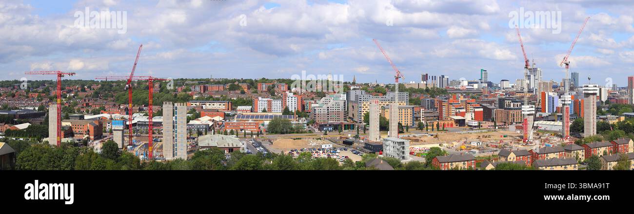 The Tannery & Dyecoat Developments in costruzione su Kirkstall Road a Leeds, West Yorkshire, Regno Unito Foto Stock