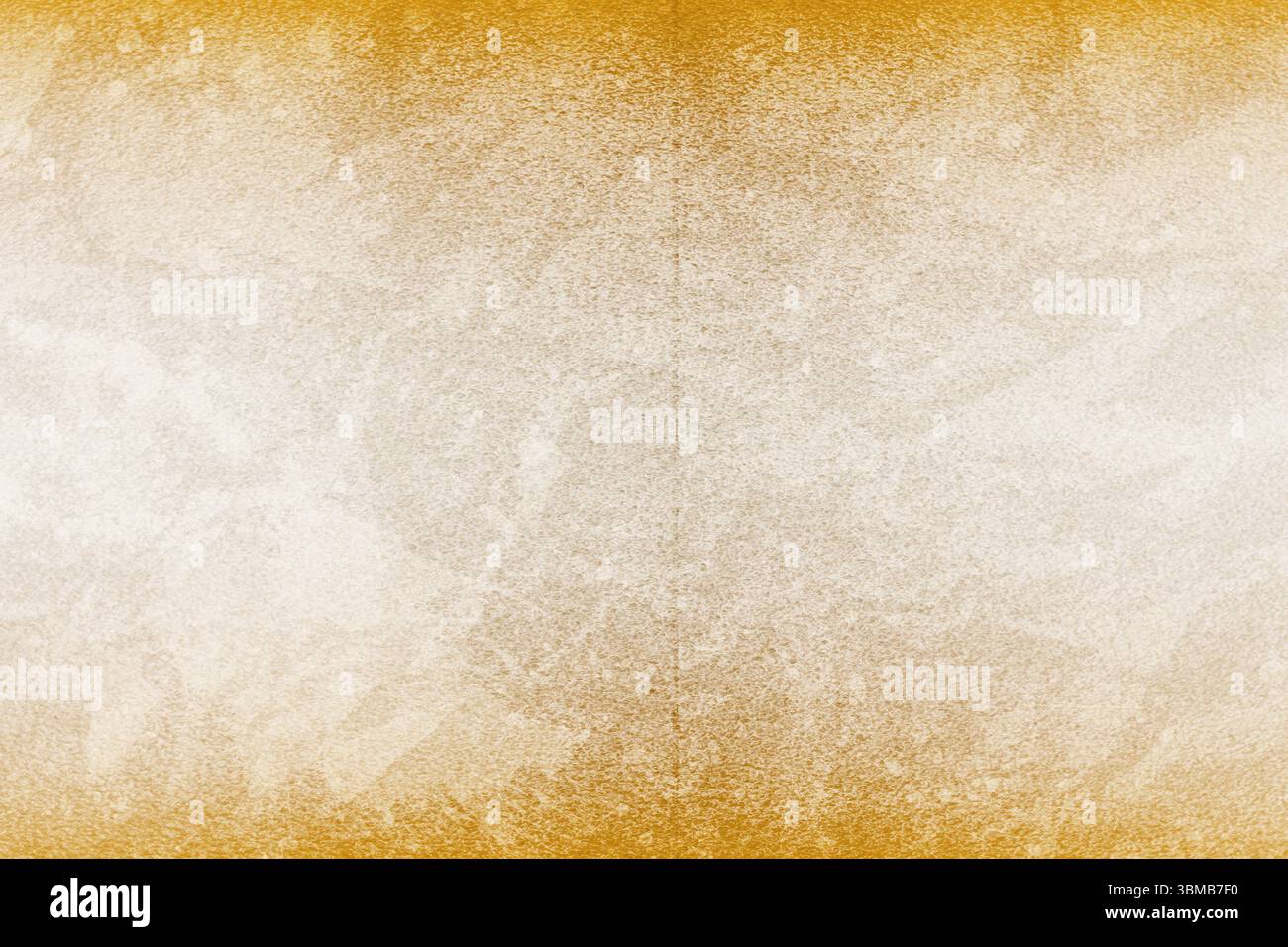 La grana della carta grunge riempie l'intera cornice, mostrando il centro beige chiaro con bordi arancioni attenuati Foto Stock