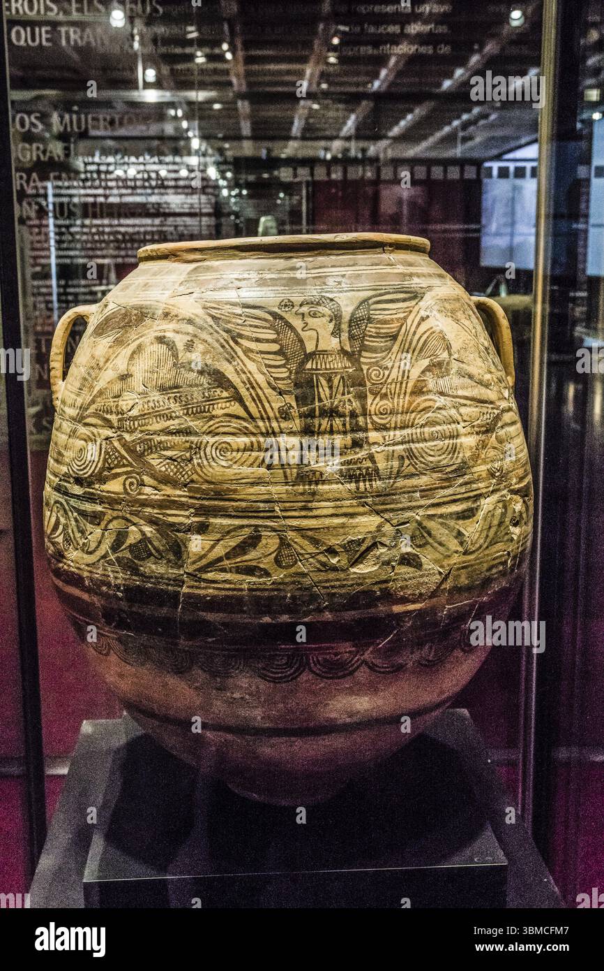 Enocoe, museo d'arte iberica, archeologico e storico di Elche Alejandro Ramos Folques, Elche, Alicante, Spagna, Europa Foto Stock