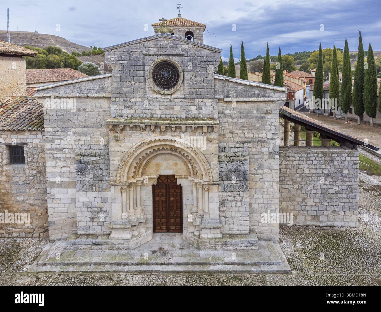 Tempio pre-romanico di Santa Maria de Wamba, X secolo, regione di Montes Torozos, Valladolid, Castiglia e León, Spagna, Europa Foto Stock