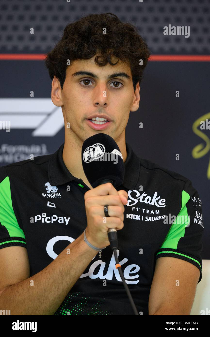 Spielberg, Austria. 26 giugno 2025. Gabriel BORTOLETO (BRA), alla guida del Kick Sauber F1 Team, durante la conferenza stampa del MSC 2025 NAVIGA SUL GP D'AUSTRIA al Red Bull Ring di Spielberg (Stiria, Austria). Il GP d'Austria è l'11° round del Campionato del mondo FIA F1 2025. Crediti: Riccardo Righetti/Alamy Live News Foto Stock